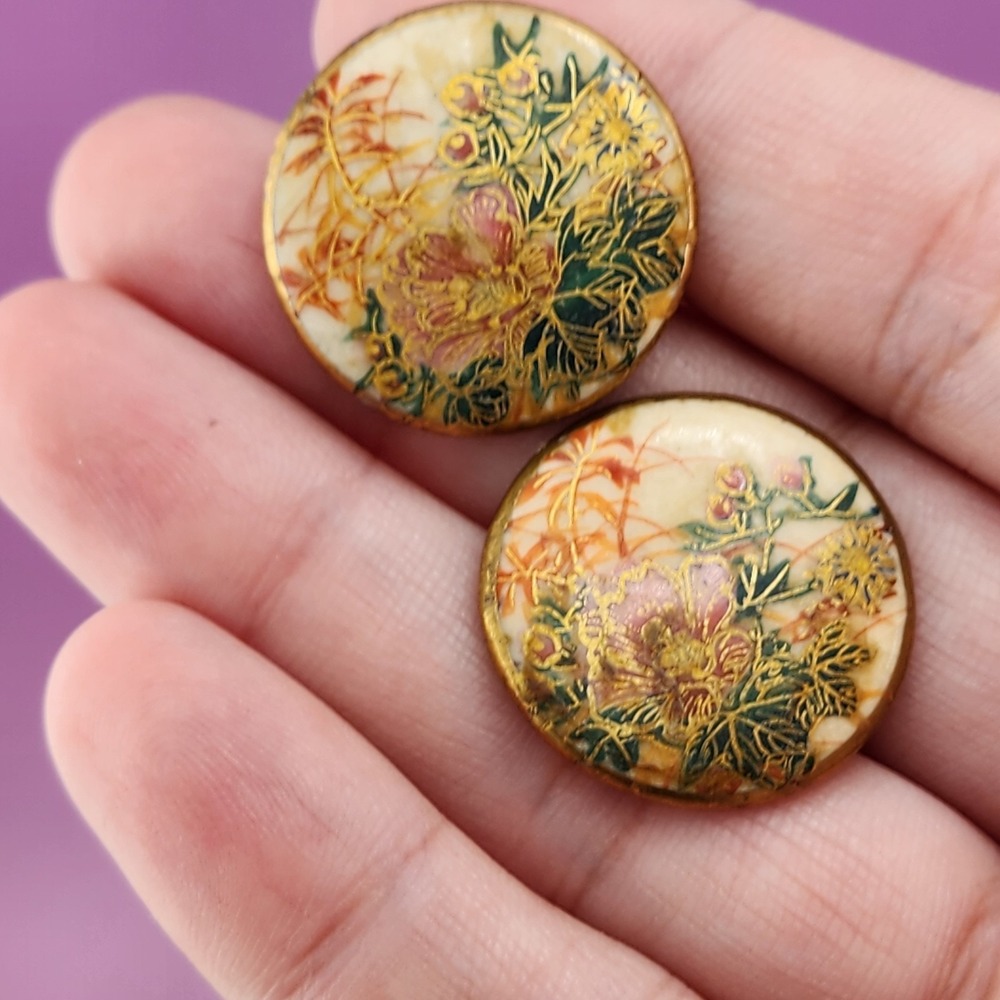 Vintage Floral Porcelain Screw Back Earrings Gold Tone Japanese Style Round 1in
